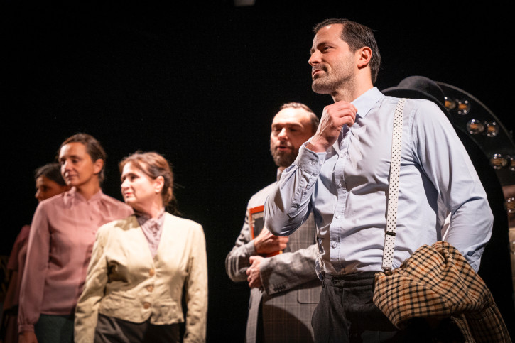 JAK SE DĚLÁ DIVADLO